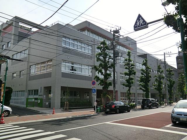 Primary school. 683m to Setagaya Tatsusakura Elementary School