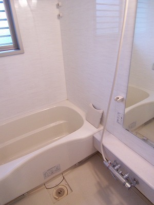 Bath. Reheating function with bus ・ Bathroom Dryer