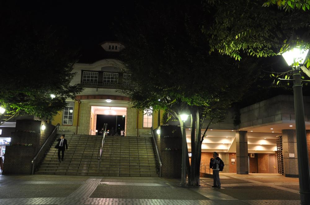 Other. "Denenchofu" station Night view