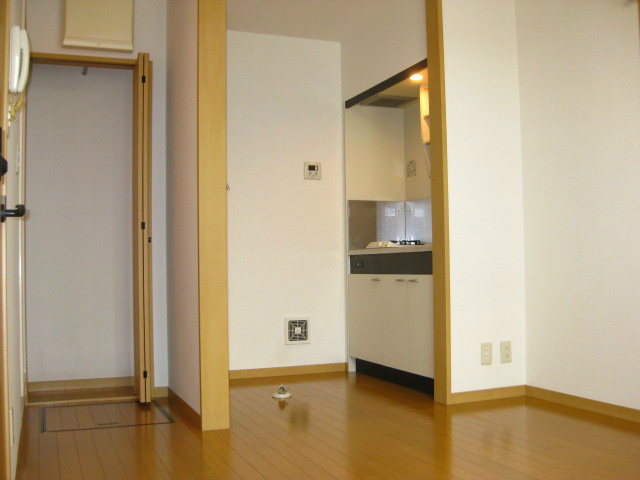 Other room space.  ☆ Easy-to-use in storage two places there is room ☆