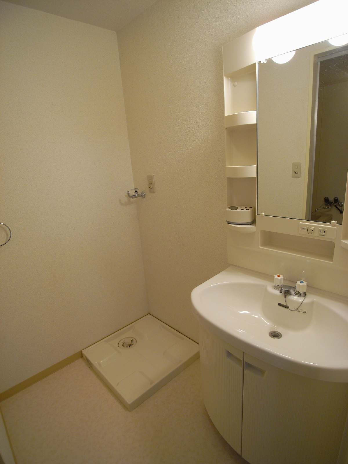 Washroom. Undressing is a breeze because the wider undressing room in a large washbasin