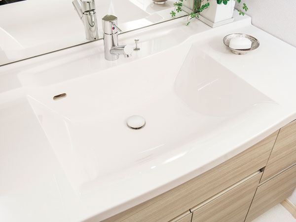 Bathing-wash room.  [Bowl-integrated basin counter] Since there is no seam, Even beautiful simple and it looks clean, It has adopted a bowl integrated Square type.