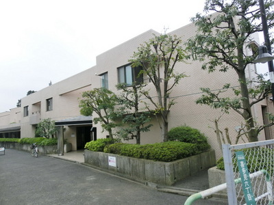 Building appearance. Reinforced Concrete ・ 6-story condominium