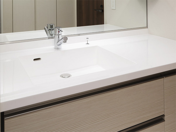 Bathing-wash room.  [Counter-integrated Square bowl] It has adopted a wash bowl that was integrated with the counter. Since there is no joint can suppress the occurrence of stain and mold, It is easy to clean.