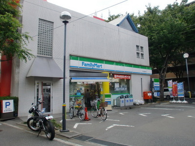 Convenience store. 470m to FamilyMart Roka Park Station Kitamise (convenience store)