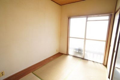 Living and room. Clear of the Japanese-style room ☆ 