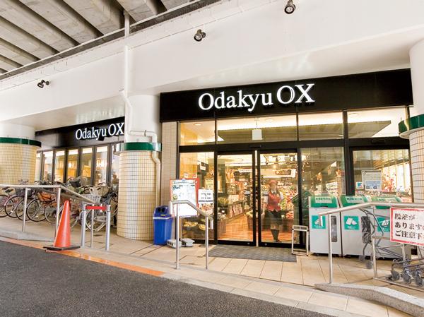 Shopping centre. 370m to Odakyu OX Chitosefunabashi shop