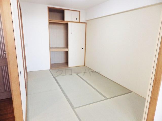 Non-living room