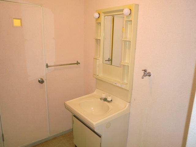 Washroom. It is with convenient independent wash basin