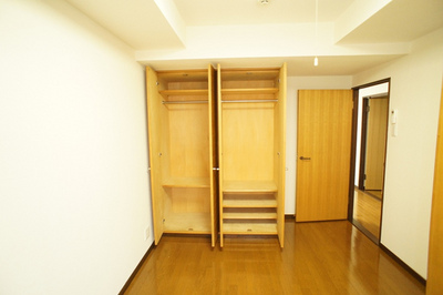 Living and room. Storage lot ☆ 