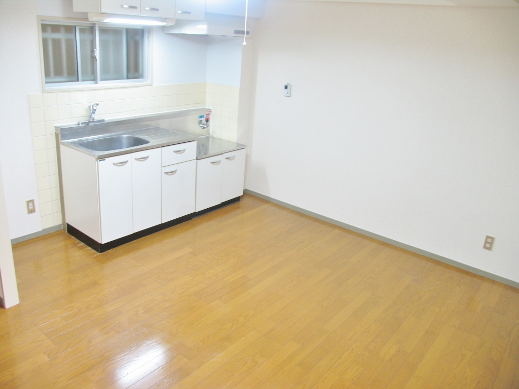 Living and room.  ■ Spacious dining (another room image photo)