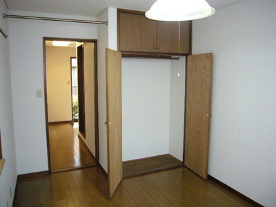 Living and room. 2 floor south-facing ・ Day ◎! 