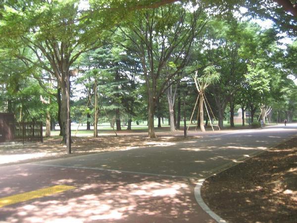 park. Kamiyoga 977m until Yonchome park