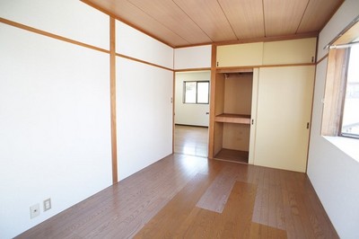 Living and room. Brightly, There is a sense of open ☆