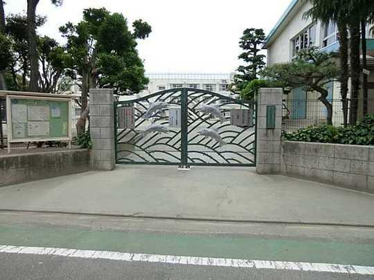 Other. Todoroki elementary school (about 882m)