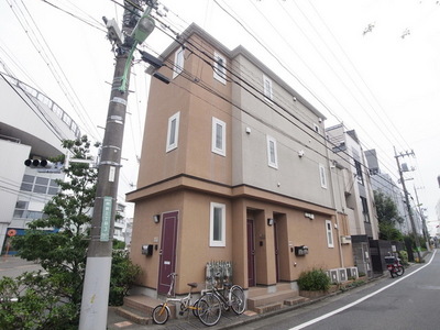 Building appearance. Sakurashinmachi ・ Yoga is within walking distance