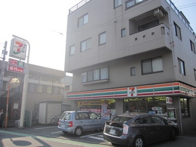 Convenience store. Seven-Eleven Setagaya Kitakarasuyama store up (convenience store) 460m