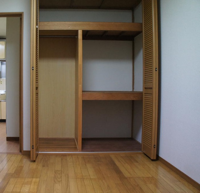 Other room space. Large storage