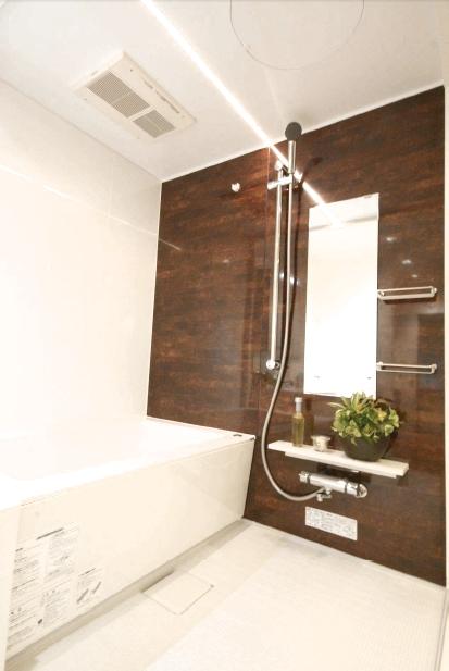 Bathroom. Specification image