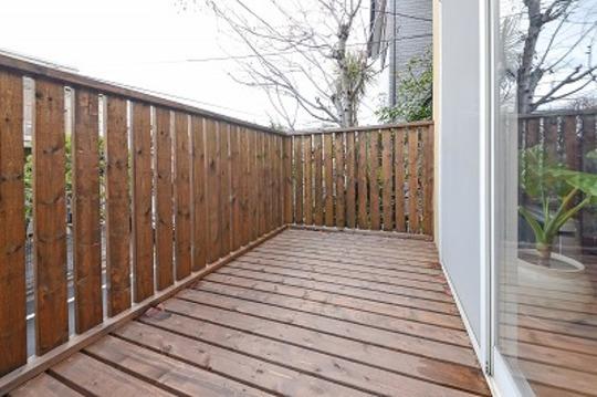 Balcony. Wood deck balcony Heisei was new to 25 November. Pleasant is the breadth.