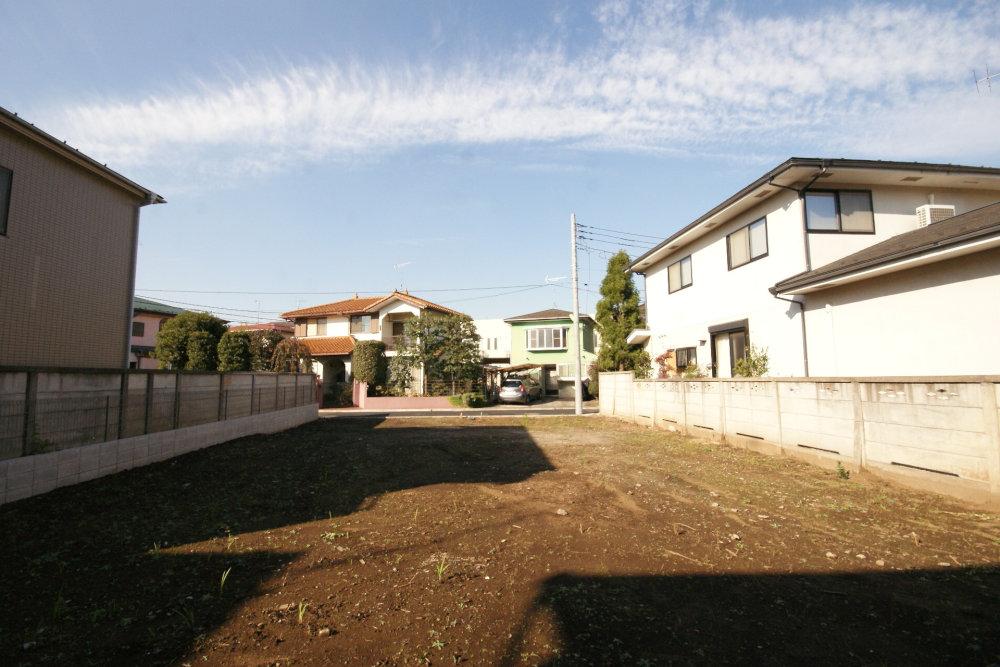 Local land photo. Elementary school is near ・ There is a junior high school, School convenient, Security is good. 
