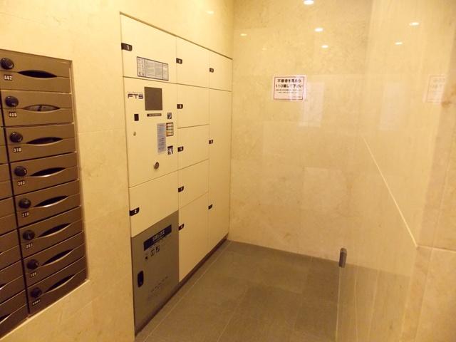 Other common areas. Convenient home delivery BOX to receive luggage even at the time of absence