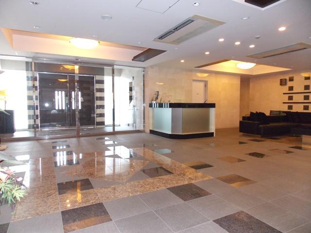 lobby. Spacious and airy entrance lobby