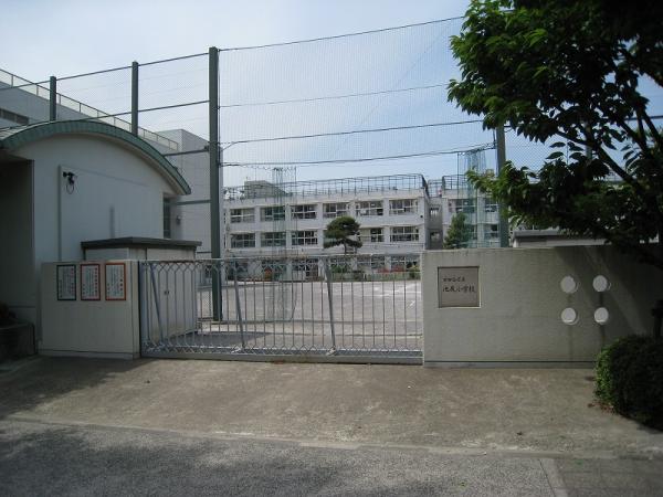 Primary school. Ikejiri up to elementary school (elementary school) 7529m