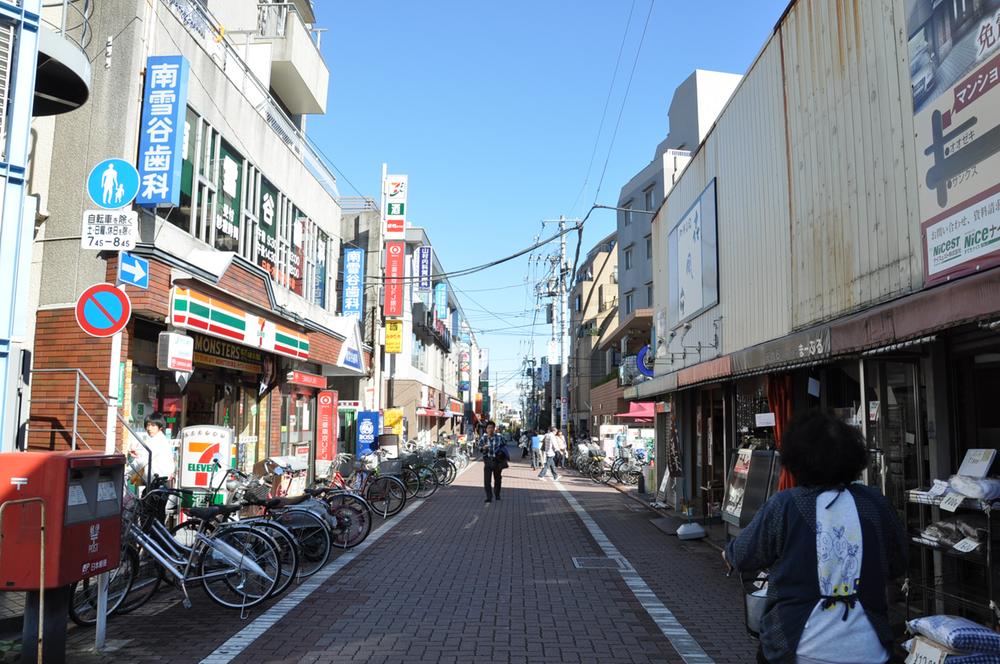 Other. Yukigatani mall Also substantial shopping district