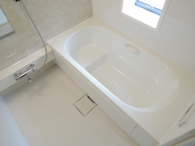 Bath. Bathroom spacious 1616 size