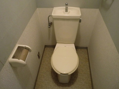 Toilet. Washlet is installed Allowed