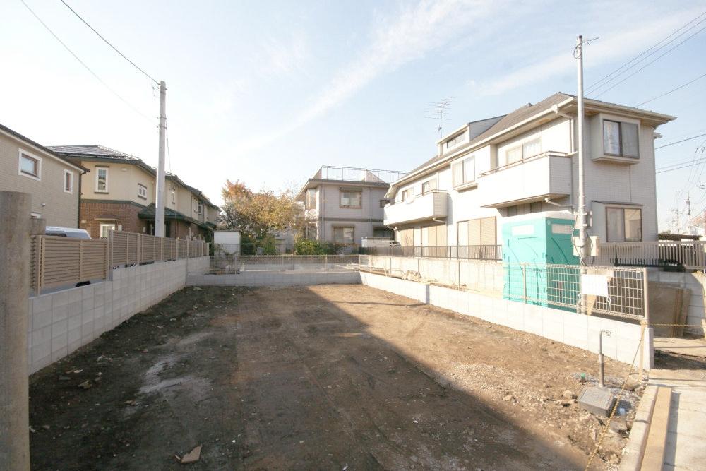 Local appearance photo. Toward steadily complete There is currently under construction. It is completed can not wait. There is also property that can be visited as a construction cases. Please feel free to contact.