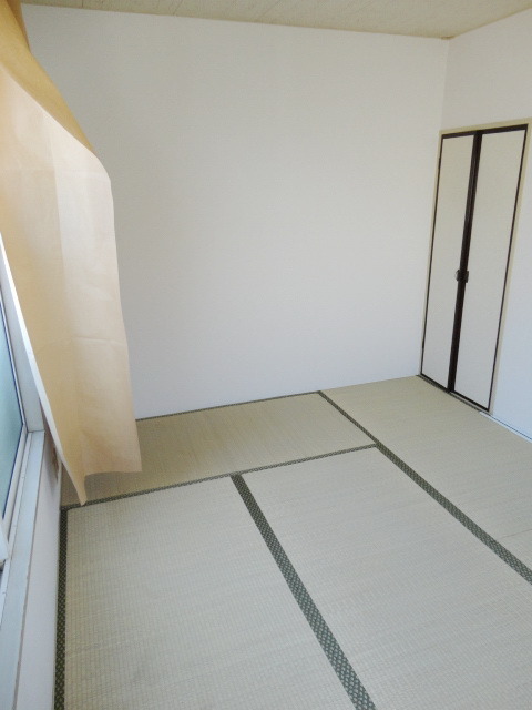 Other room space. Japanese style room