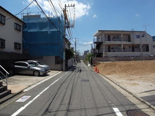 Local photos, including front road. Property front of the south road (about 6.15m)