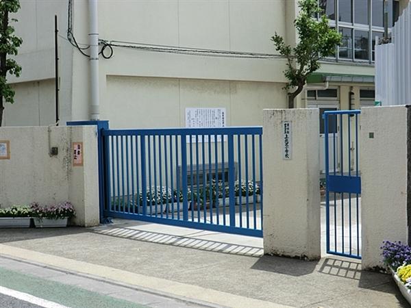 Primary school. Kamikitazawa until elementary school 1099m