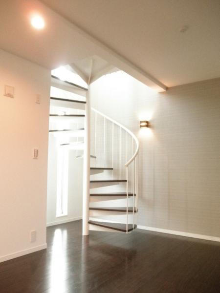 Living. Stairs