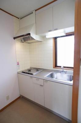 Kitchen. 2-neck with gas stove ☆