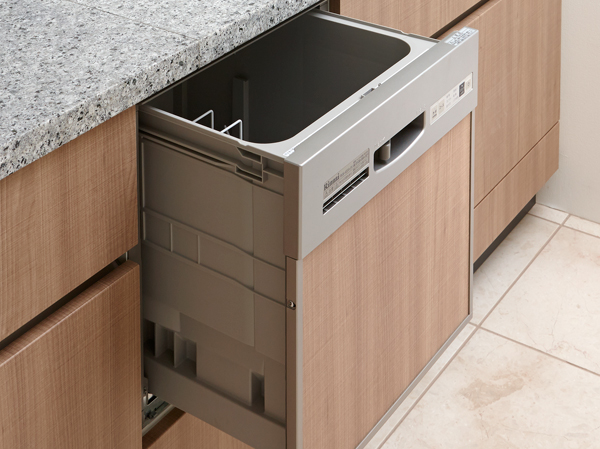 Interior.  [Dishwasher] There is also a water-saving effect, Easy-to-use pull-out dishwasher.