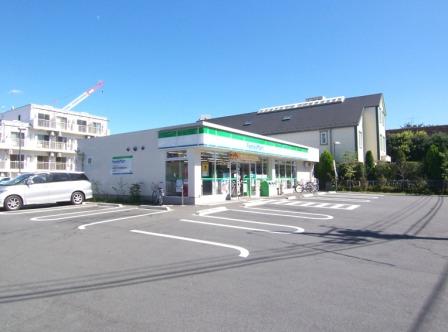 Convenience store. FamilyMart cobblestone Kibougaoka store up (convenience store) 179m