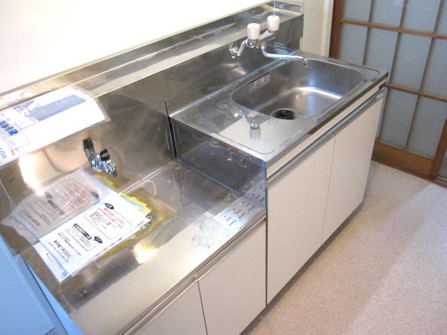 Kitchen. ◇ 2-neck is a gas stove can be installed ◇ separate room same floor plan reference photograph ☆