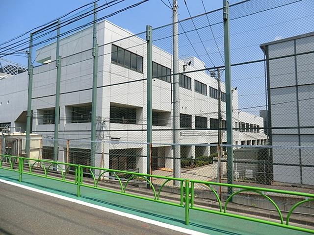 Junior high school. 620m to Setagaya Ward Roka Junior High School