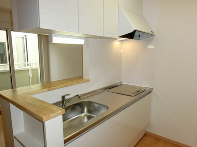 Kitchen. It is IH2 neck kitchen of peace of mind