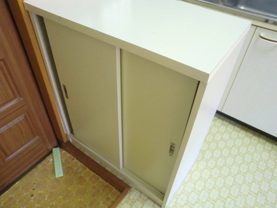 Entrance. Cupboard