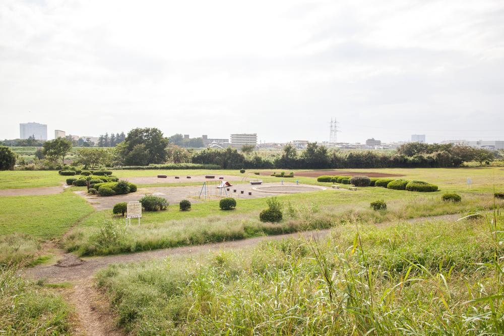 Other. Tama River Park 3 minute walk 250m