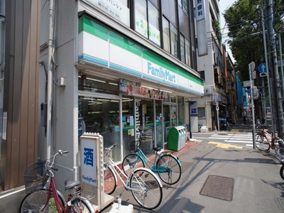 Convenience store. 325m to Family Mart (convenience store)