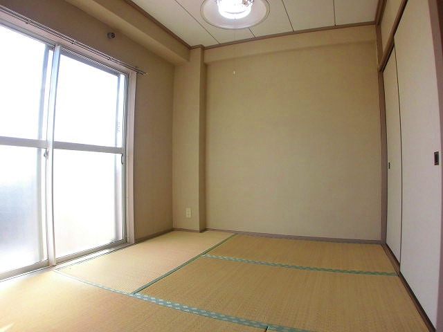 Other room space