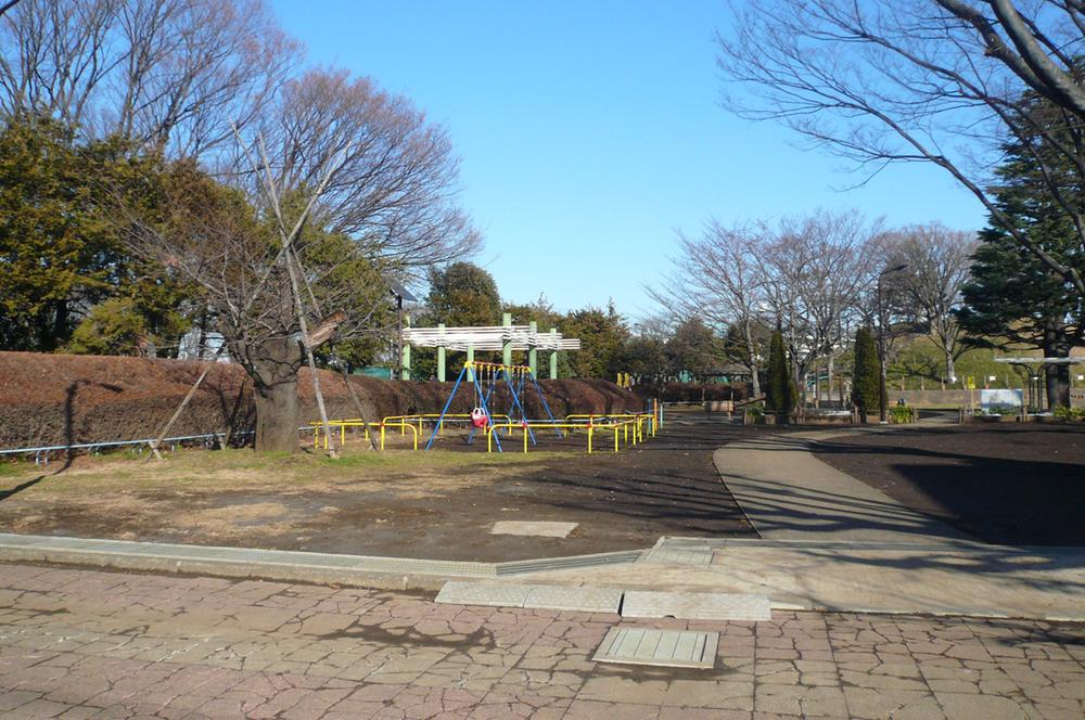 park. 330m to Tamagawa Noge-cho Park