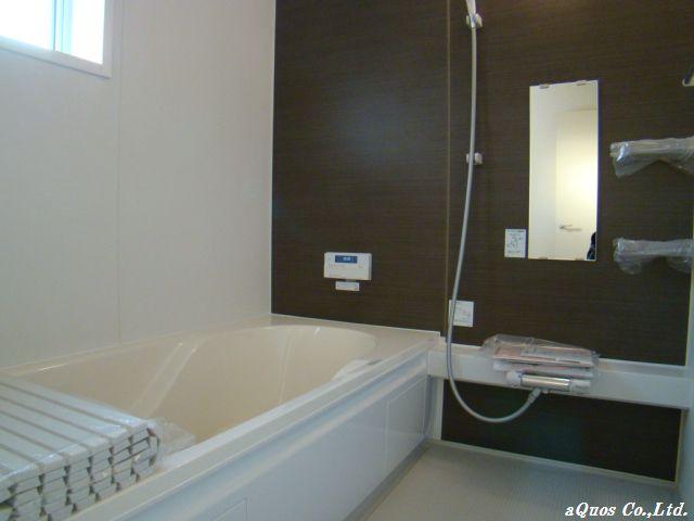 Same specifications photo (bathroom). Same specifications