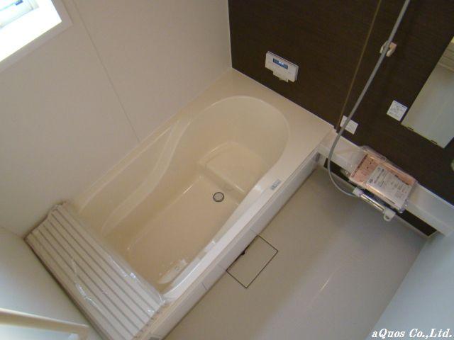 Same specifications photo (bathroom). Same specifications