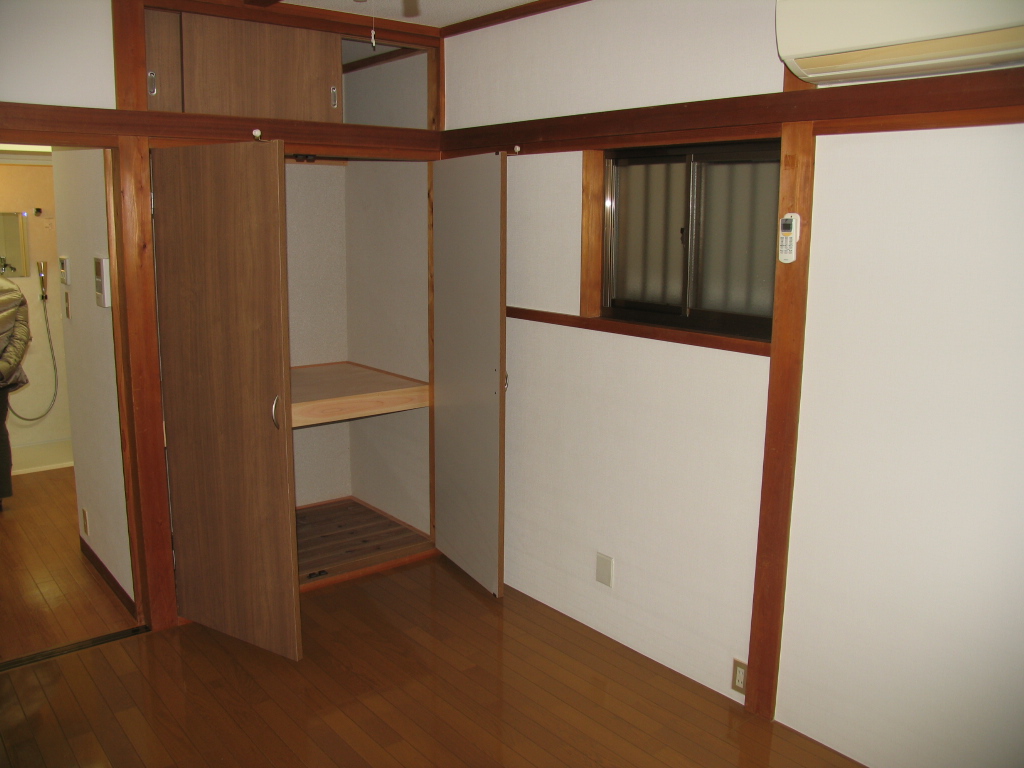 Living and room.  ■ There is a large storage